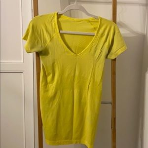 Lululemon silverescent technology tshirt.